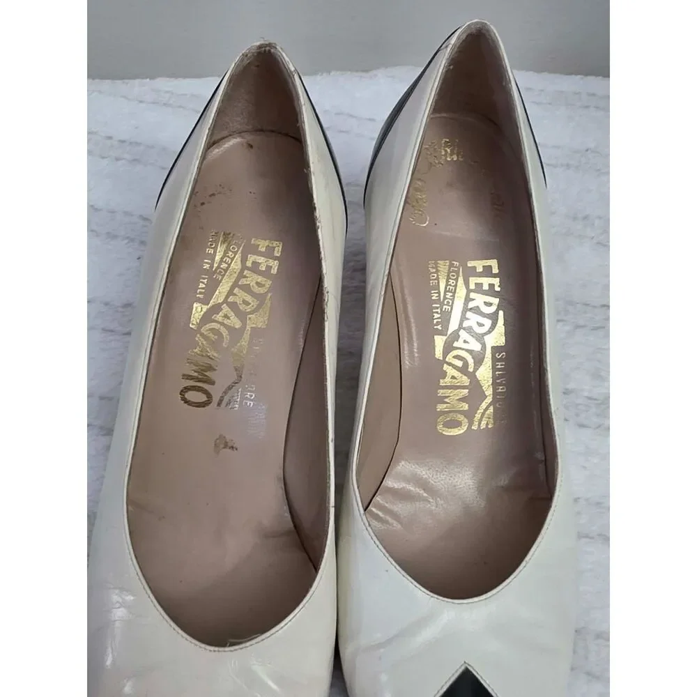 Vintage Salvatore Ferragamo Saks Fifth Avenue Two Tone Cap Toe Pumps